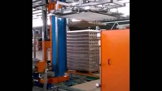 Fully atuomatic palletising for plastic empty bottles