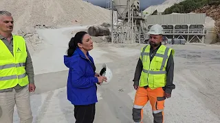 Belinda Balluku inspekton punimet për ndërtimin e tunelit të Llogarasë