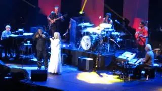 Moody's Mood for Love - George Benson and Patti Austin Live In Manila 2013