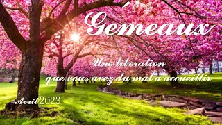 ⚓Taroscope⚓♊  Gémeaux⚓ Avril 2023⚓ Une libération que vous avez du mal à accueillir⚓