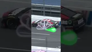 Ross Chastain's WILD move at Martinsville sets NASCAR universe on fire 🔥😲