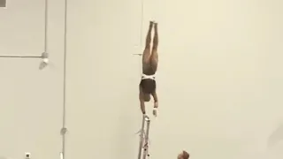 Gabby Douglas 🇺🇲 - 11,850 Uneven Bars comeback (+ Warm-up!) - American Classics 2024