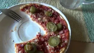 Maanantai 06.08 Testissä saarioisen meetvurstipizza