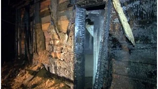 Семейная пара лишилась дома в результате пожара.MestoproTV