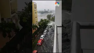 WATCH | Cars Are Being Washed Away By Floods in Pallikaranai, Chennai | Cyclone Michuang | N18S