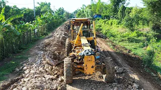 Using a KOMATSU Grader and Road Roller Compaction, Expert foundations Road Construction Techniques