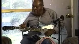 Cedell Davis plays the blues