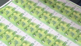 Proceso de impresión de los nuevos billetes de 100€ y 200€