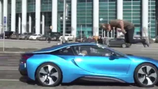 Сальто Через Машину BMW i8 |  Somersault Across Machine BMW i8