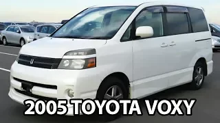 2005 TOYOTA VOXY