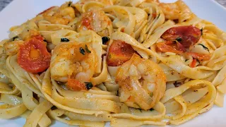 Why you need to try this garlic shrimp pasta!