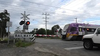 Racecourse Road, Pakenham, Vic | LXRA Railway Crossing | Before and After Upgrade