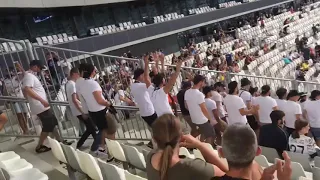 L’entrée des ultras d’Angers à Bordeaux