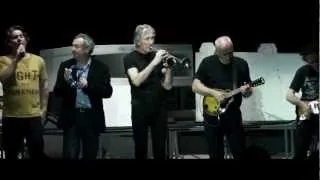 Roger Waters, David Gilmour, Nick Mason - Outside The Wall, Live @ O2 Arena HD