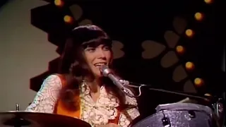 Carpenters - Rainy Days and Mondays - The Johnny Cash Show1971