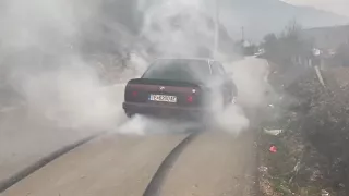 BMW E30 325i BURNOUT