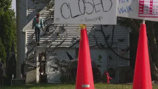 Illinois 'Stranger Things' house leads to police call