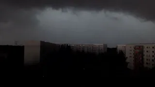 Extremes Unwetter (Berlin Neuhohenschönhausen im 11. Stockwerk aufgenommen)