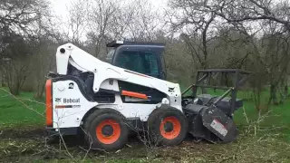 Bobcat - Desbrozador forestal