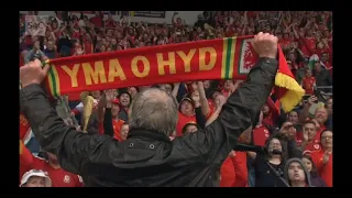 Yma O Hyd - sung by Welsh fans & Dafydd Iwan at World Cup qualifier (Ukraine) & Michael Sheen speech