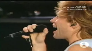 Bon Jovi - You Give Love A Bad Name  - Live in Times Square 2002