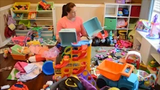 Organizing the kids playroom in under 20 minutes