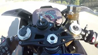 BMW S1000RR 2020 VS BMW S1000RR 2023