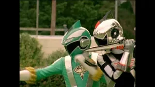 Run Ziggy Run - Green and Silver Ranger vs Tenaya 15 (E28) | RPM | Power Rangers Official