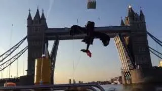 How To Train Your Dragon 2 Flying stunt footage with Thames RIB Experience. Awesome.