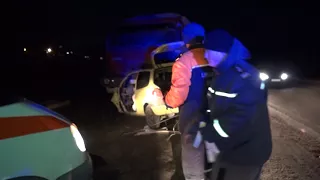м. Дніпро: рятувальники діставали водія з понівеченої автівки