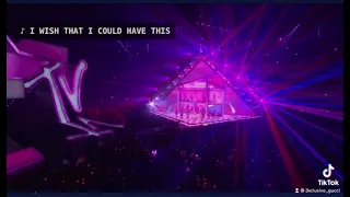 Nicki Minaj - Moment 4 Life (2022 VMA’S Performance)