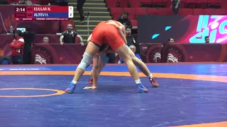 1/4 FS - 65 kg: N. KUULAR (RUS) v. H. ALIYEV (AZE)