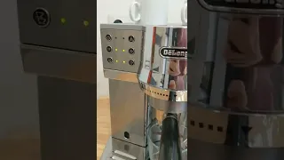 Delonghi EC850 рожковая кофемашина с функцией автокапучино