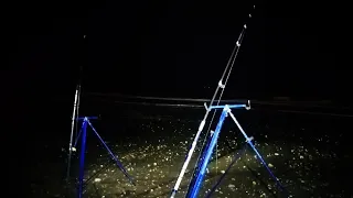 SHORE FISHING AT NIGHT AFTER THE BIG STORM OF 2022 AT CAMBRIDGE ROAD EASTBOURNE (UK SEA FISHING)