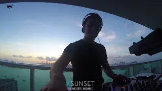 Miami Sunset Tech House