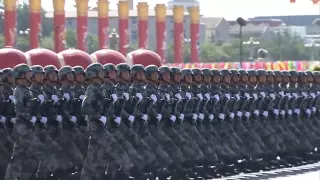 (2) Fête nationale chinoise défilé militaire marquant le 60e anniversaire