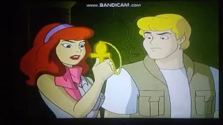 Scooby-Doo! in Where's My Mummy? - Frightened Daphne (Camera Capture Clip 4)
