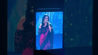 Kahi Dur Jab Din Dhal Jaye by Shreya Ghosal Live Concert