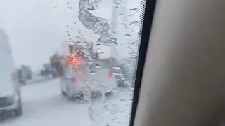 Транспортный коллапс из-за снегопада в Норильске (15.10.20)