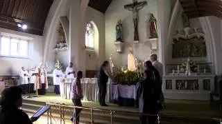 Folkestone. Entry procession, Crowning, Litany (excerpts). A Day With Mary