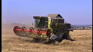TWO CLAAS DOMINATOR 208