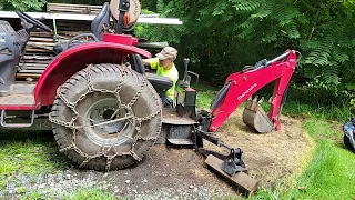 Putting the Backhoe on my Mahindra 1526 Tractor