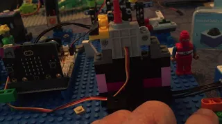LEGO with Motors: Power My Bricks Human Sensor and Light Sensor