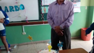 Una pequeña sorpresa para nuestro profesor 😘✌