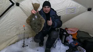 РЫБАЛКА В СТУДЁНОМ БАРЕНЦЕВОМ МОРЕ В ФЕВРАЛЕ СО ЛЬДА / FISHING IN THE COLD BARENTS SEA