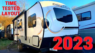 2023 Rockwood Geo Pro 19FBS:  True Queen Bed & Full Access While Towing