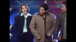 Arijit Singh Dancing - Gori Gori (Main Hoon Na)