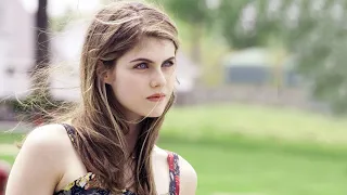 Biografía de Alexandra Daddario: 10 + 1 Datos Internos