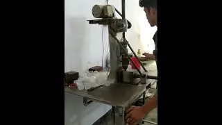 Hand Molding Machine Auto Controlling by Motor.