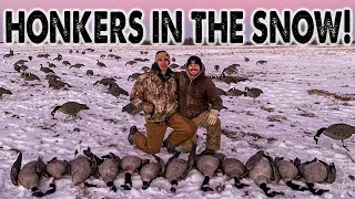 Canada Goose Hunting in the SNOW!